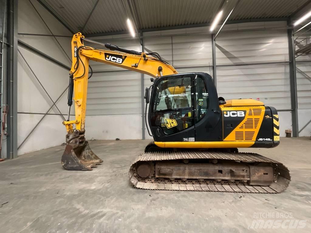 JCB JS 145 LC Escavatori cingolati