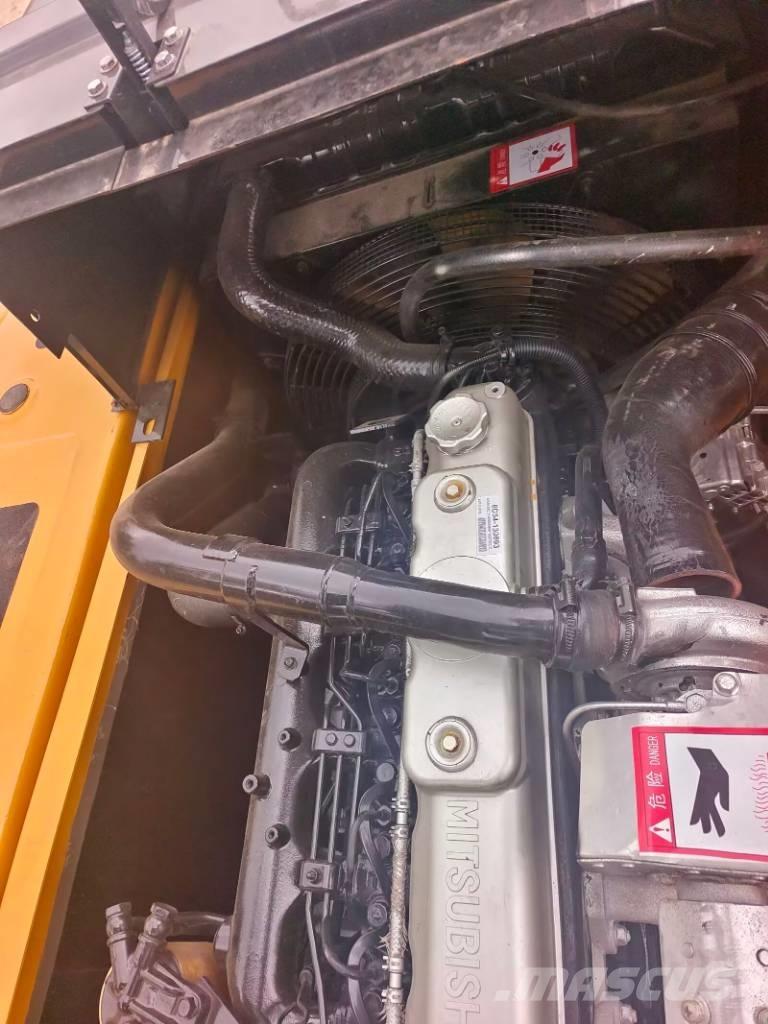 Sany SY 215 H Escavatori cingolati