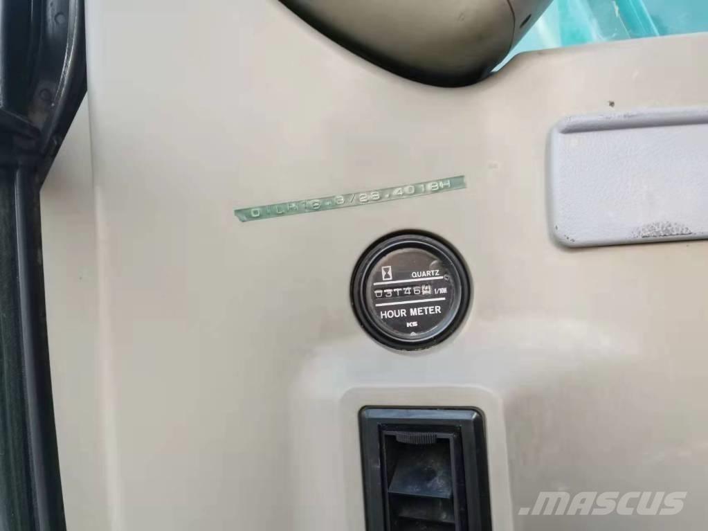 Kobelco SK 135 Escavatori cingolati