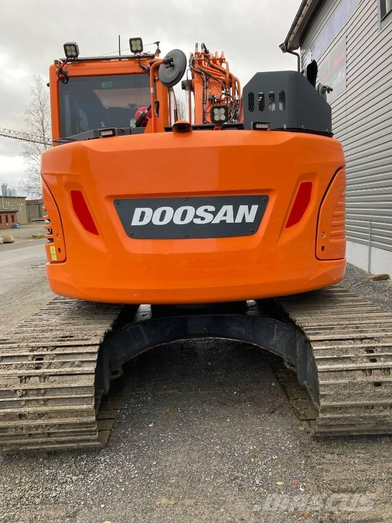 Doosan DX 140 LCR Escavatori cingolati