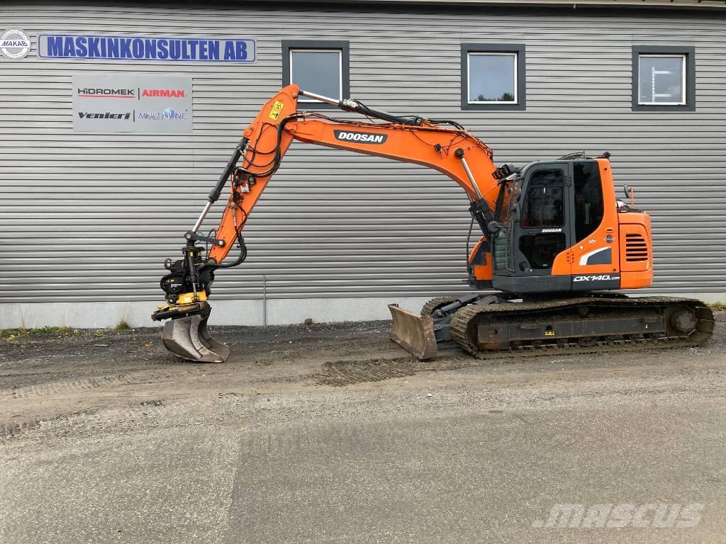 Doosan DX 140 LCR Escavatori cingolati