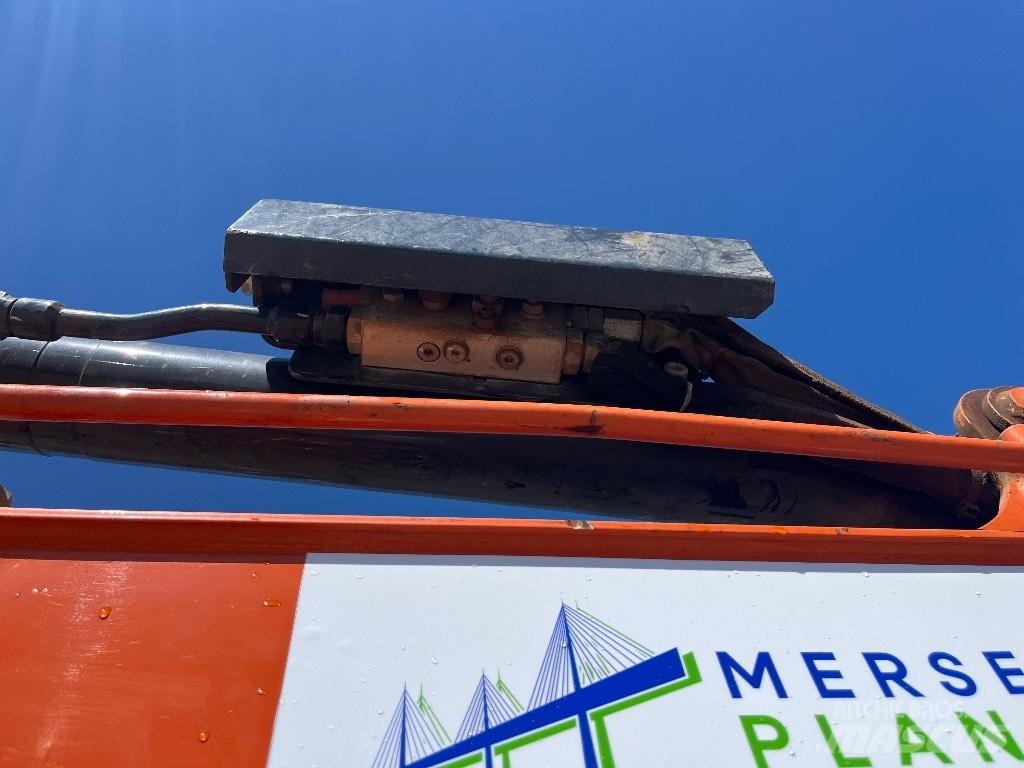 Hitachi ZX33U-6 Miniescavatori