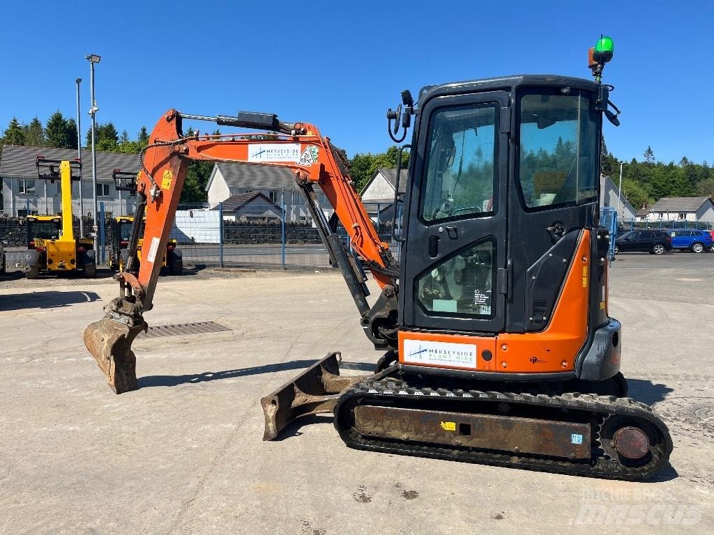 Hitachi ZX33U-6 Miniescavatori