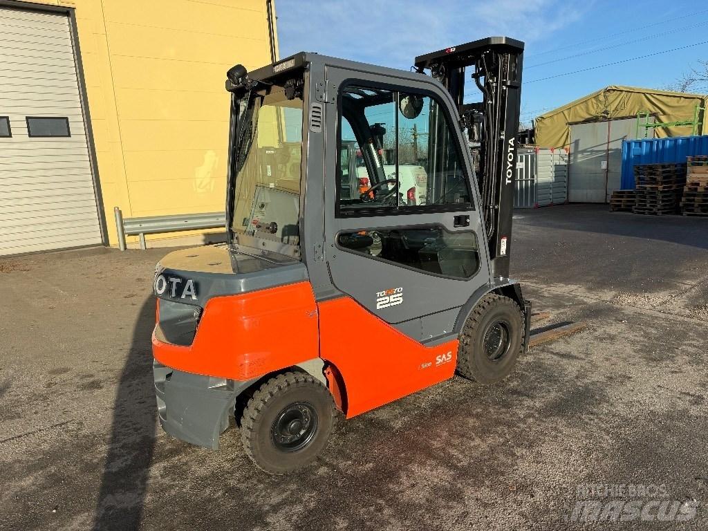 Toyota 52-8FDF25 Carrelli elevatori diesel