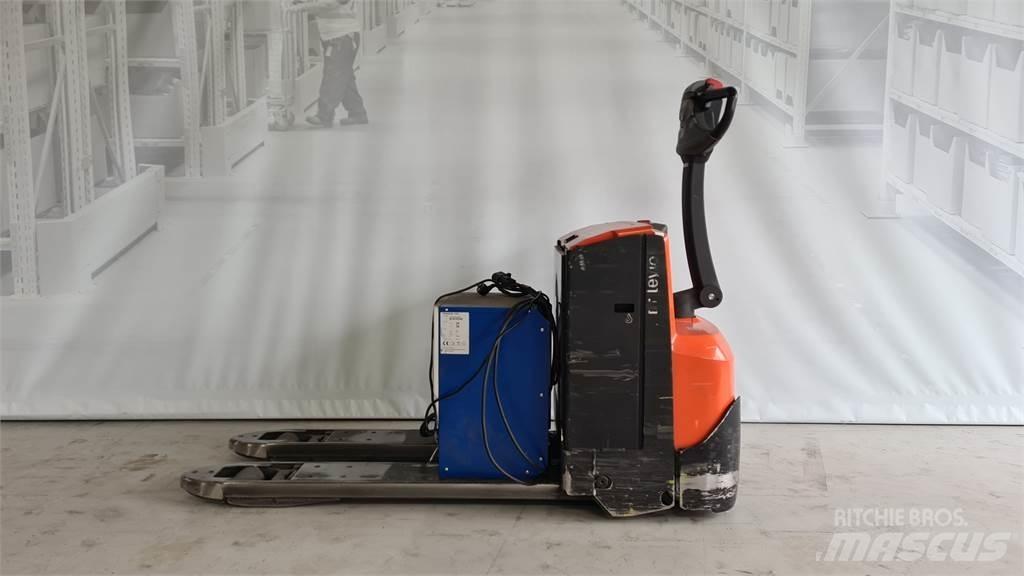 Toyota LWE 200 Transpallet manuale