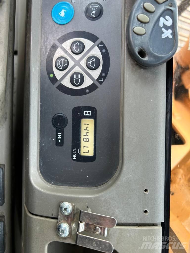 CASE CX 210 B LC Escavatori cingolati