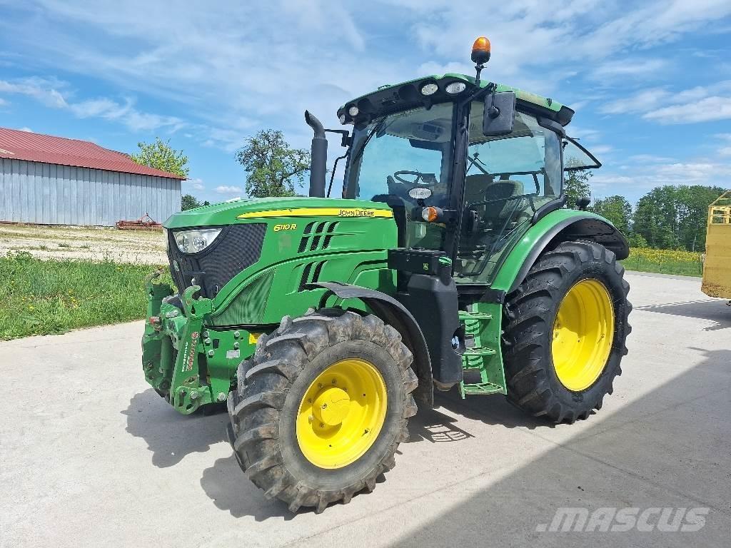 John Deere 6110R Trattori
