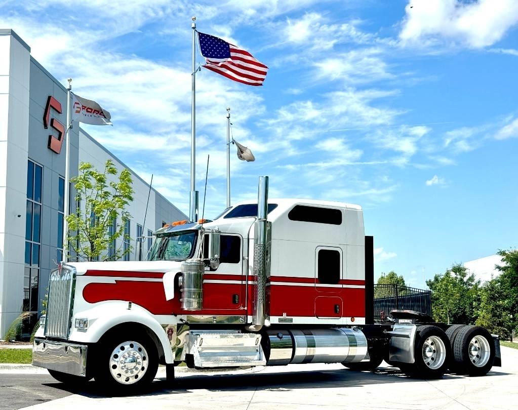 Kenworth W 900 Motrici e Trattori Stradali