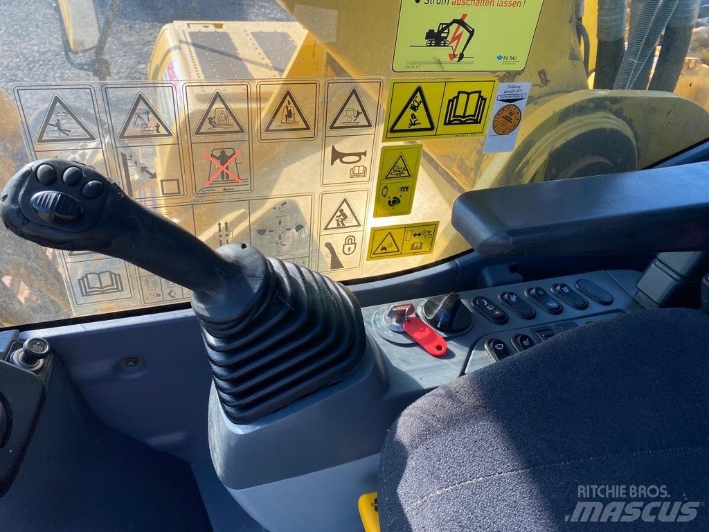 Komatsu PC350LC-8 Escavatori cingolati