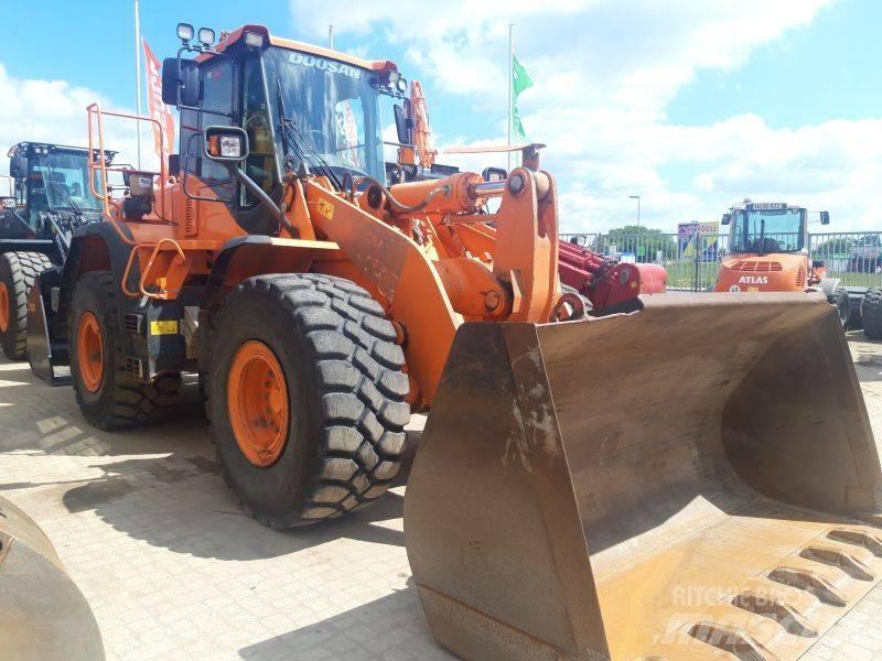 Develon DL350-5 Pale gommate