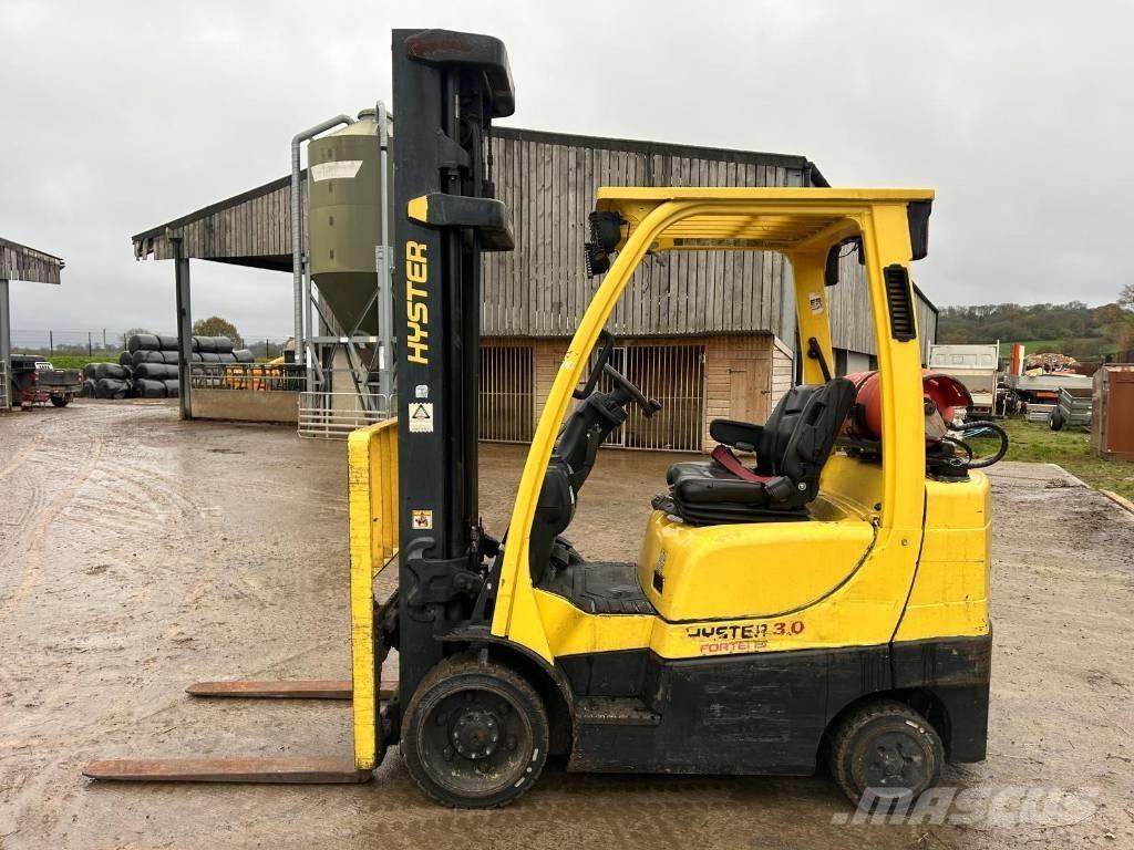 Hyster S 30 FT Carrelli elevatori GPL