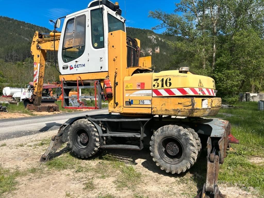Liebherr A 316 Movimentazione rifiuti