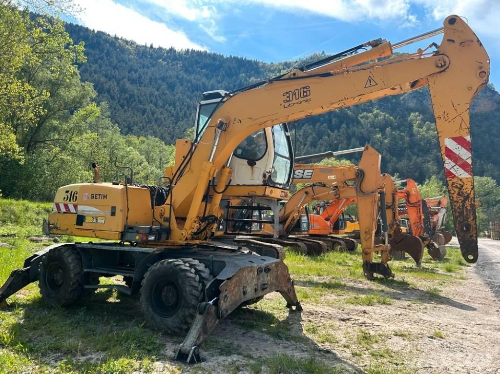 Liebherr A 316 Movimentazione rifiuti