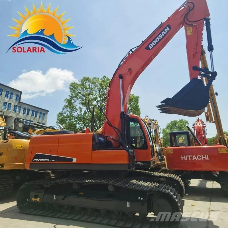 Doosan DX 225 LC-9C Escavatori cingolati