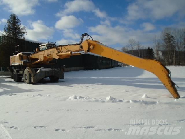Liebherr A 934 B HD Caricatronchi con base su rimorchio