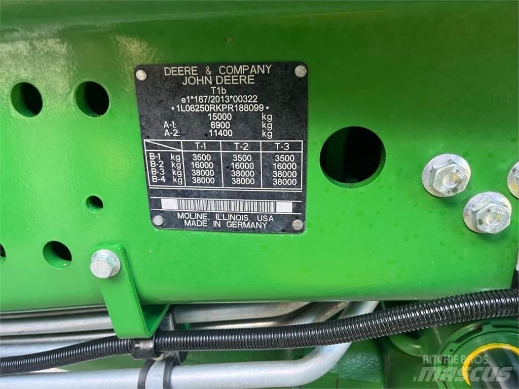 John Deere 6R250 Trattori