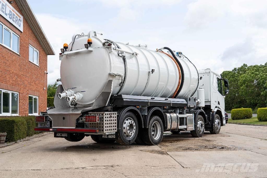 DAF XD 450 FAX 8x2 Cisterna