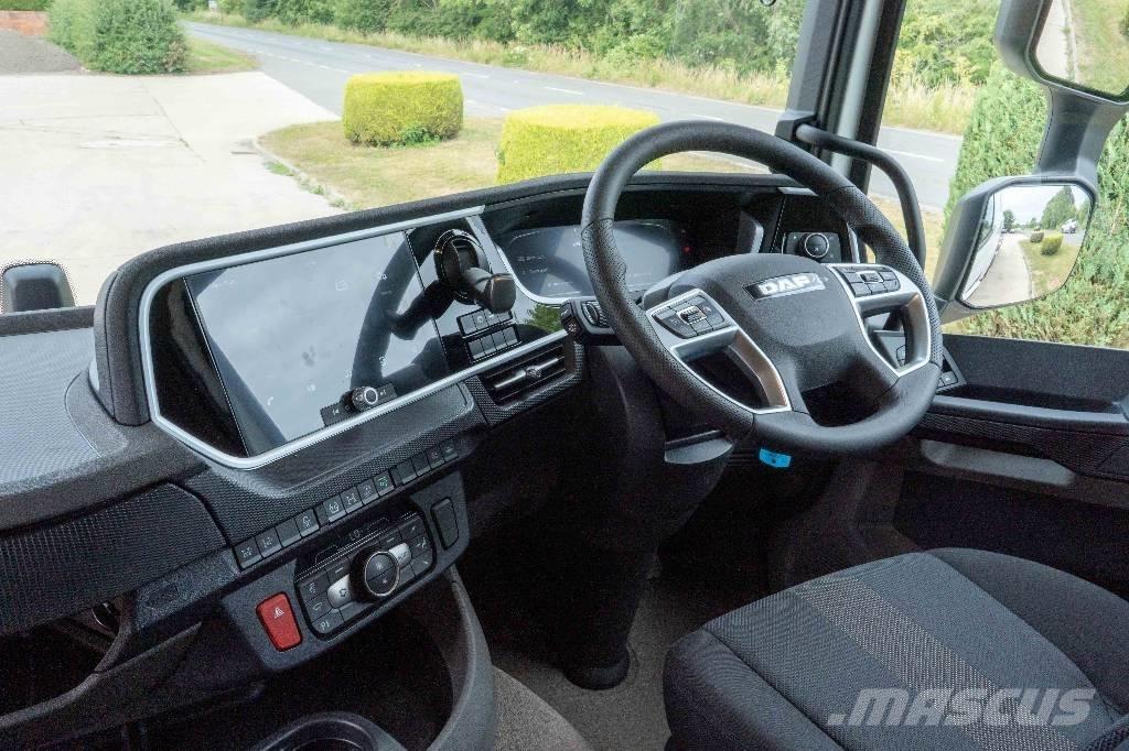 DAF XD 450 FAX 8x2 Cisterna