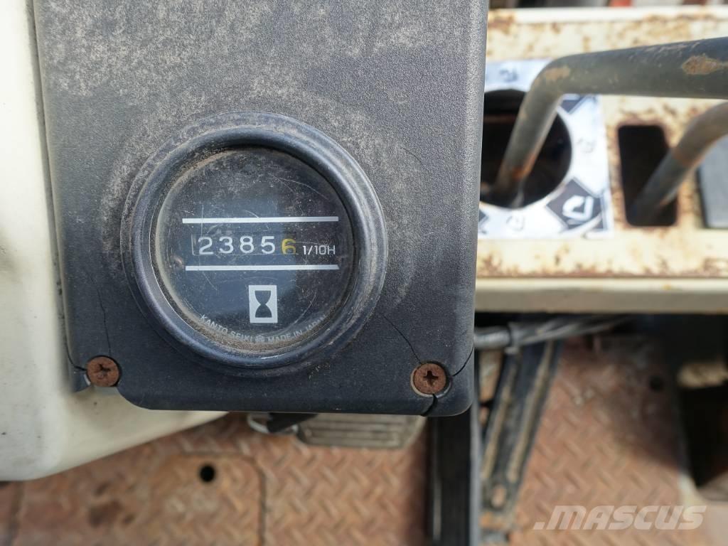 Nissan EH 02 A 20U Carrelli elevatori diesel