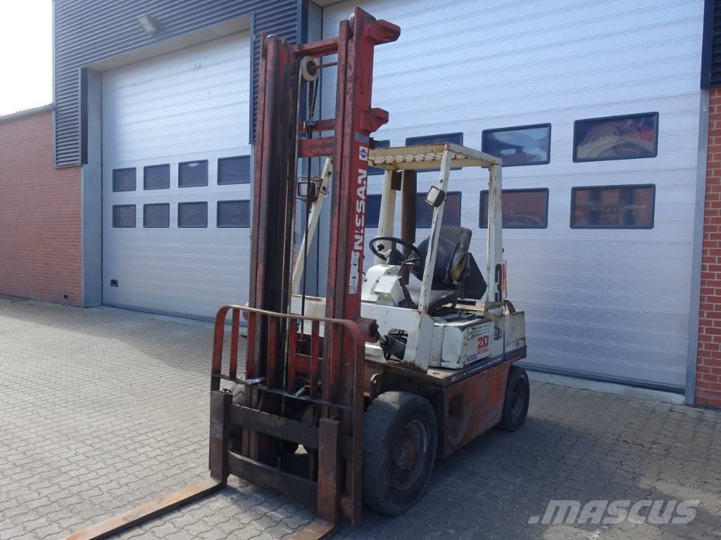 Nissan EH 02 A 20U Carrelli elevatori diesel
