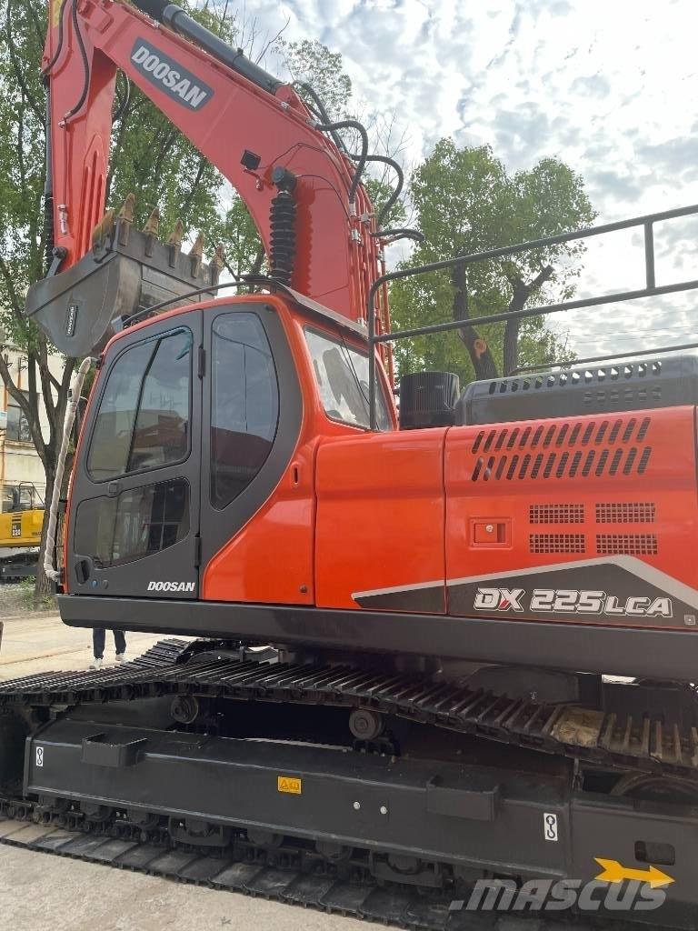 Doosan DX 225 Escavatori medi 7t - 12t