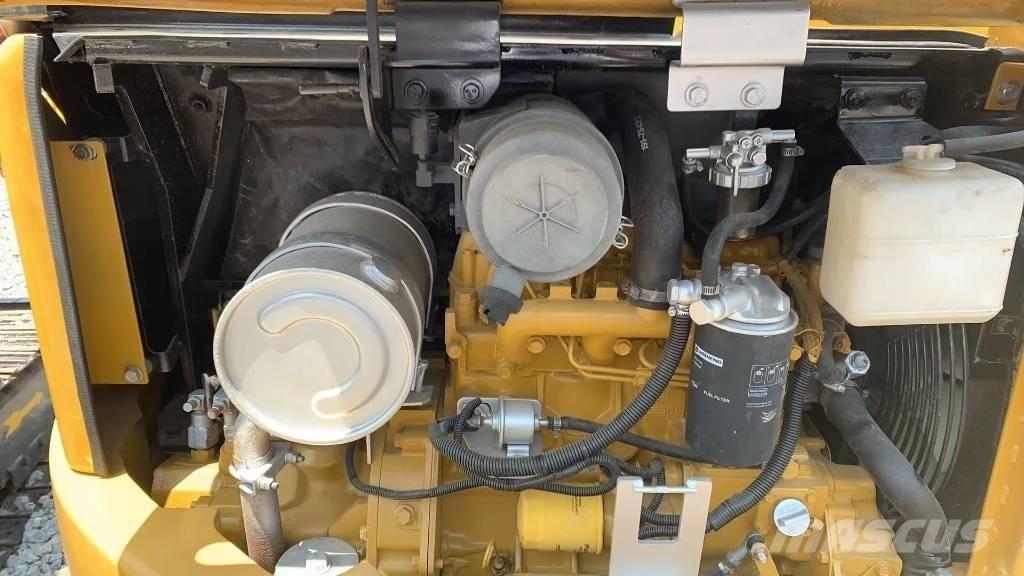 CAT 304 CR Miniescavatori