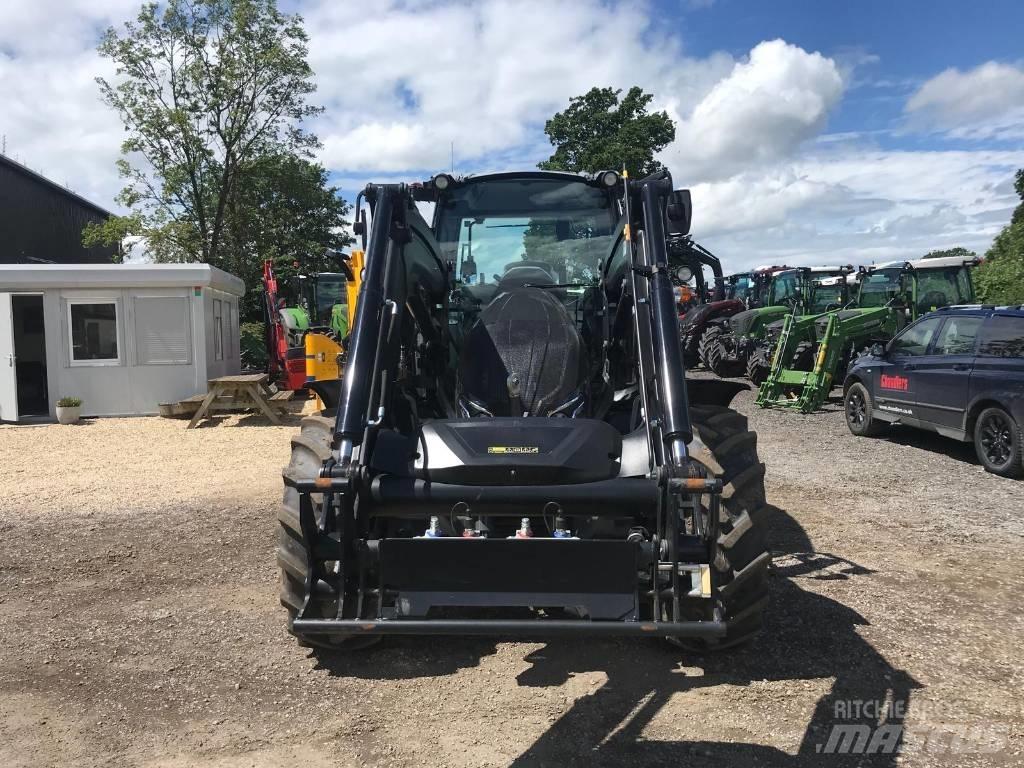 Valtra G 135 A Trattori