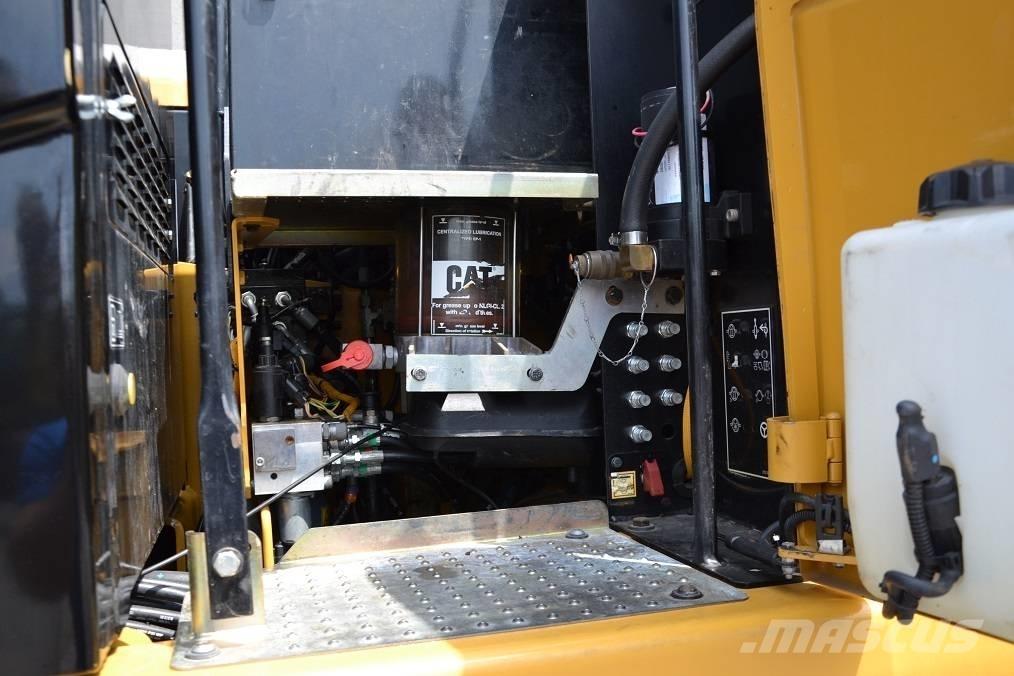 CAT M 315 D Escavatori gommati