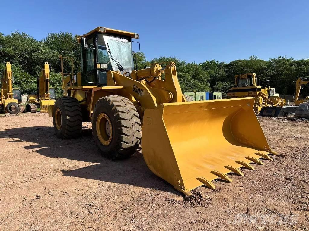 CAT 950G Pale gommate