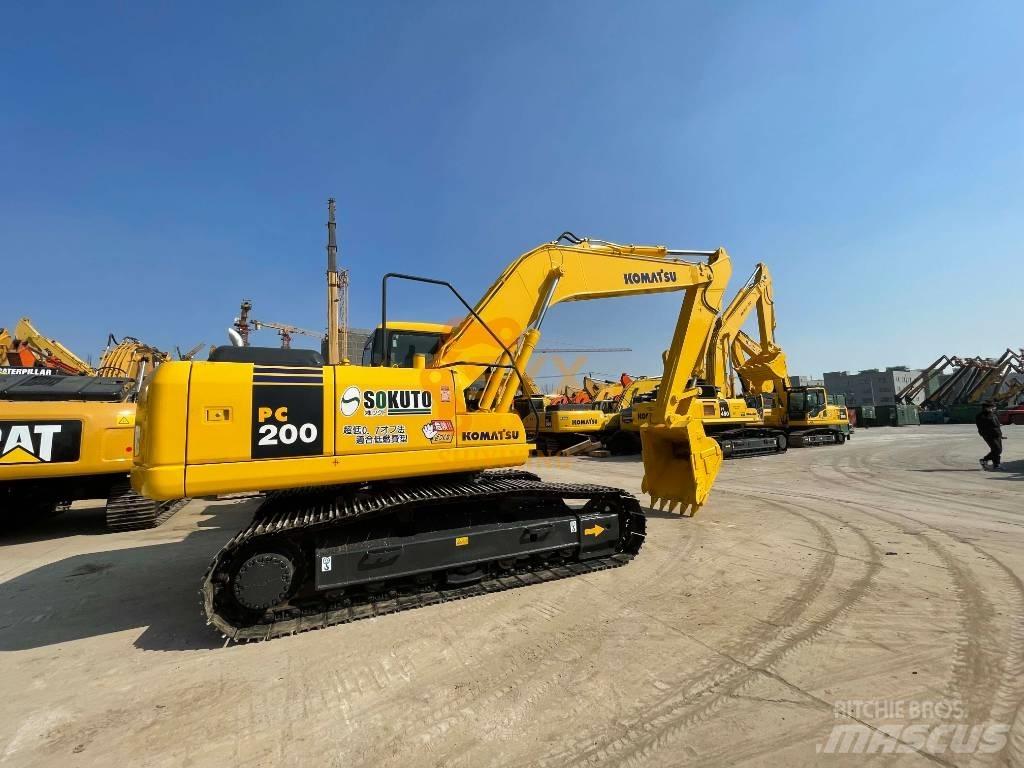 Komatsu PC200-7 Escavatori cingolati