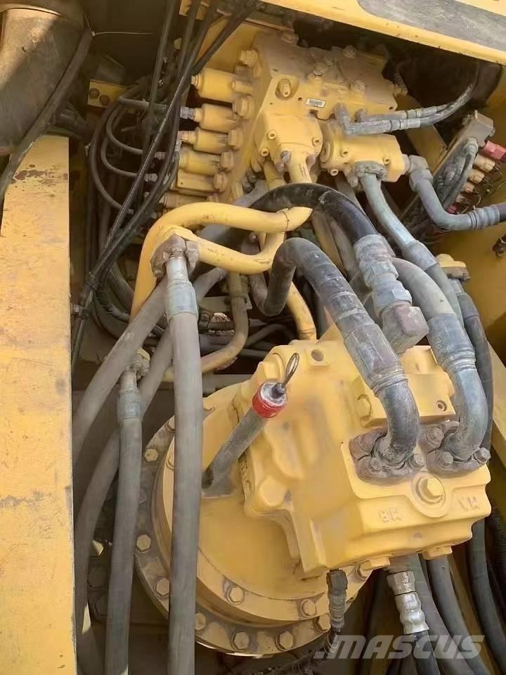 Komatsu PC 360 Escavatori cingolati