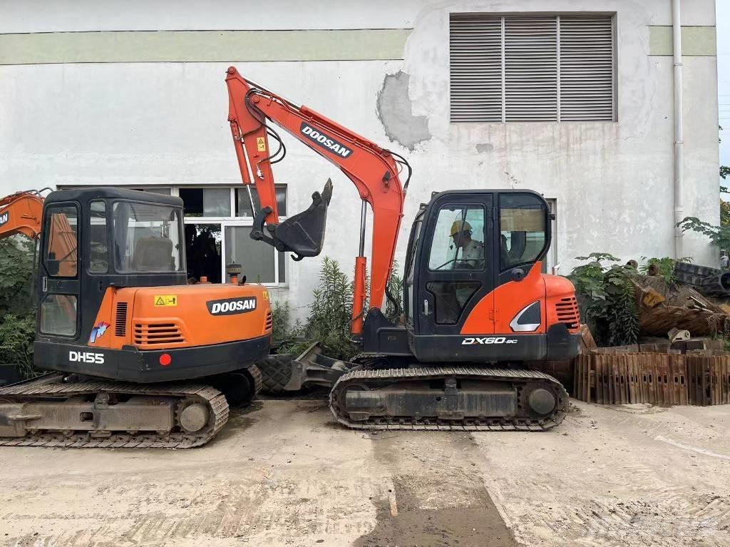Doosan DX 60 Escavatori cingolati