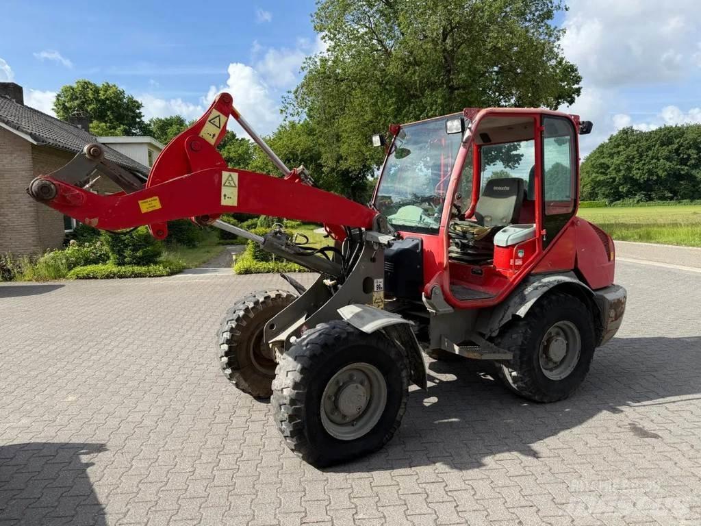Komatsu WA70-5 Pale gommate
