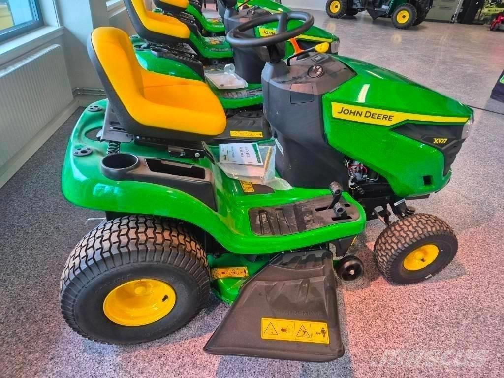 John Deere 107 R Trattorini tagliaerba
