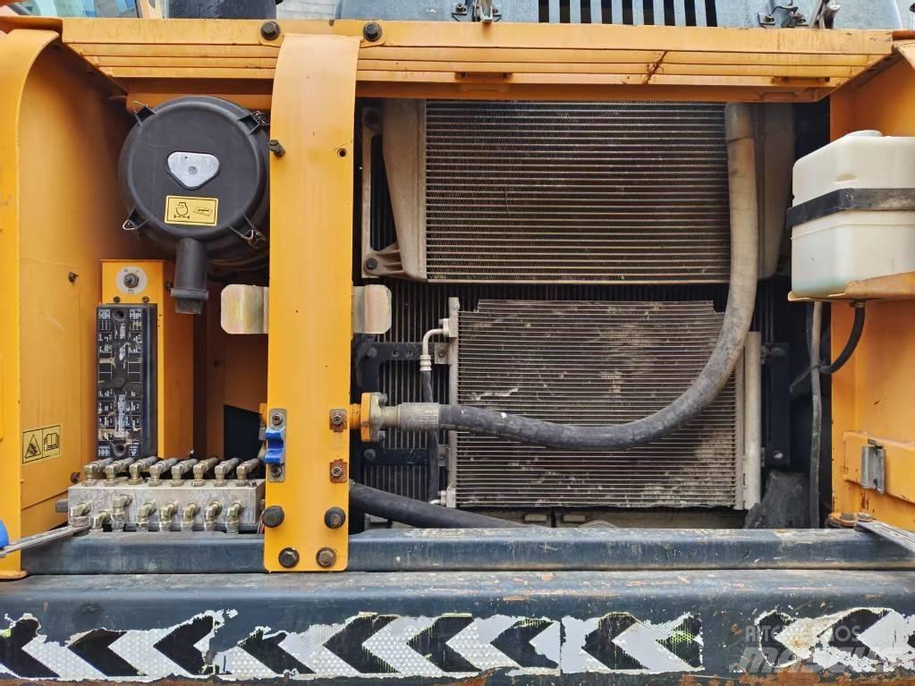 Hyundai R 225LC-9T Escavatori cingolati