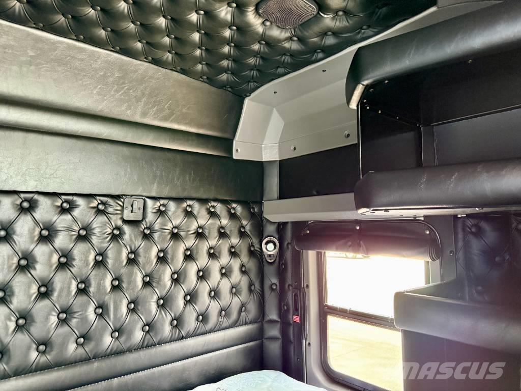 Kenworth T800 Motrici e Trattori Stradali