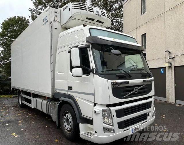 Volvo FM-4X2R Camion cassonati