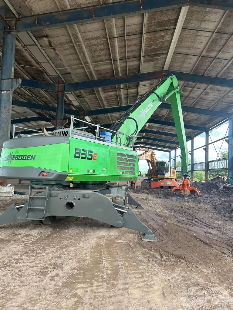 Sennebogen 835 Movimentazione rifiuti
