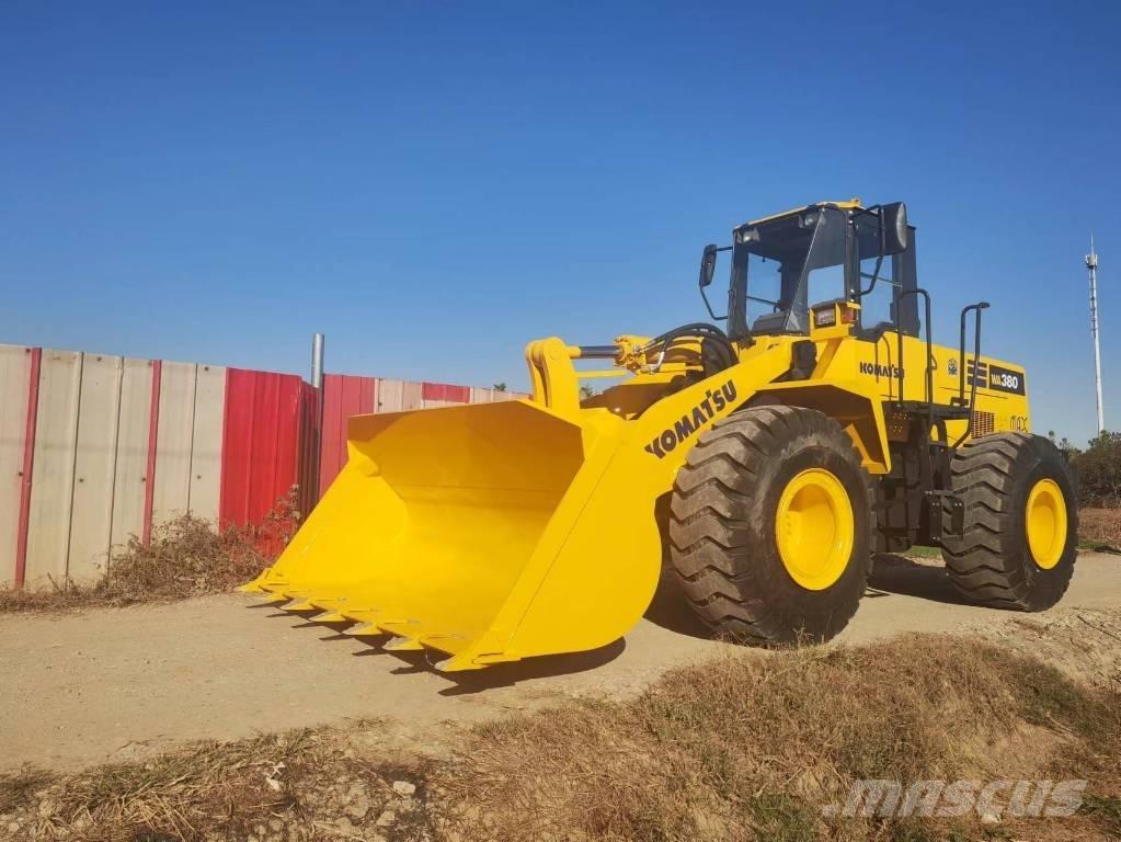 Komatsu WA 380 Pale gommate