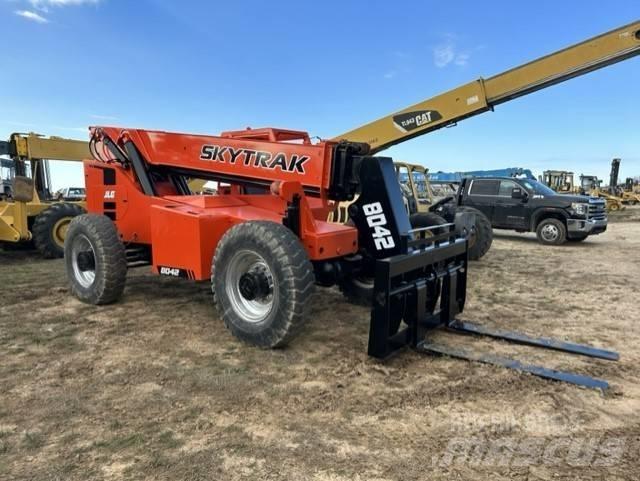 SkyTrak 8042 Sollevatori telescopici