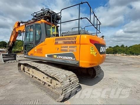 Doosan DX 225 LC Escavatori cingolati