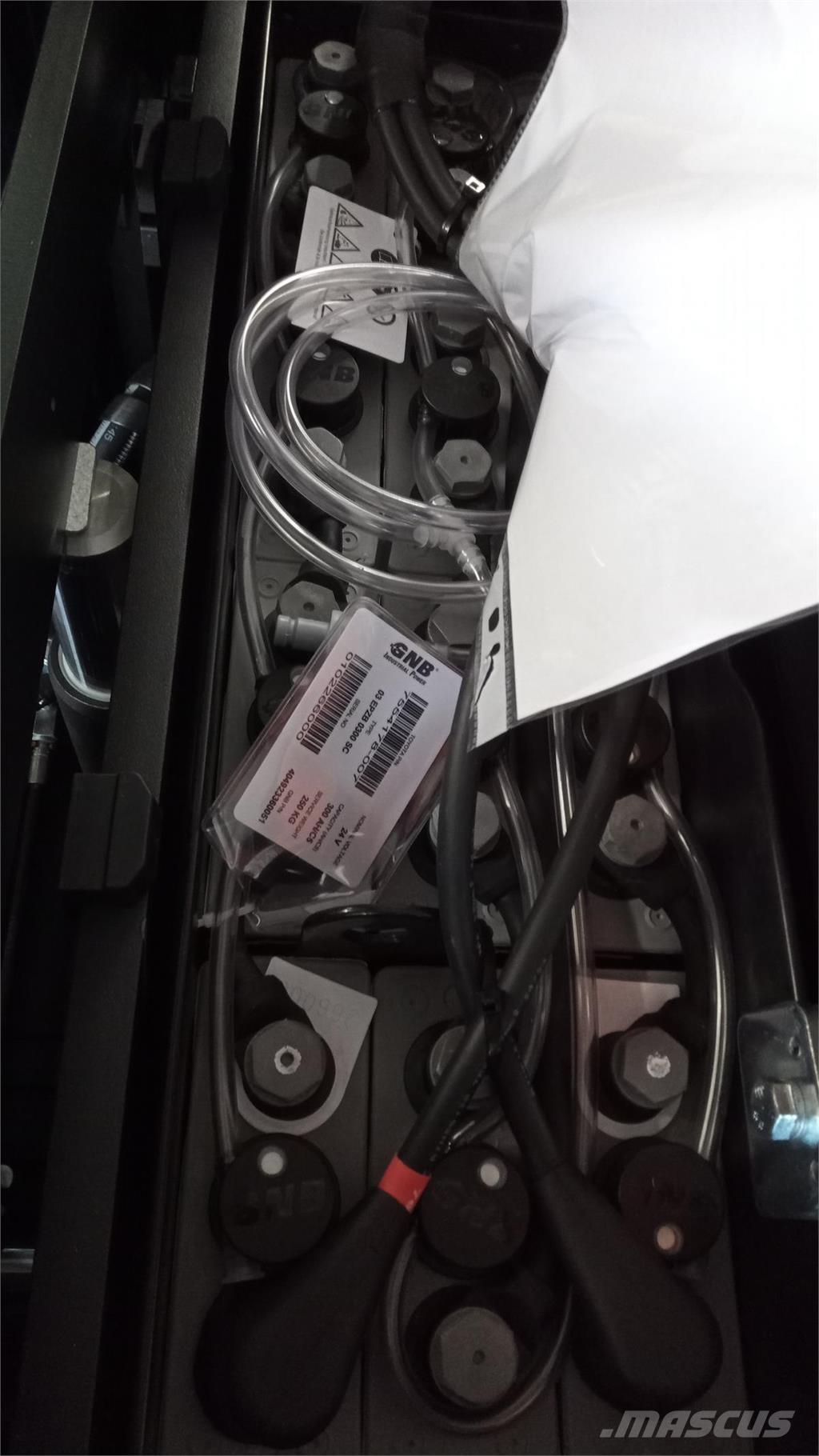 Toyota BT SPE200D Carelli stoccatori  automatici-usati