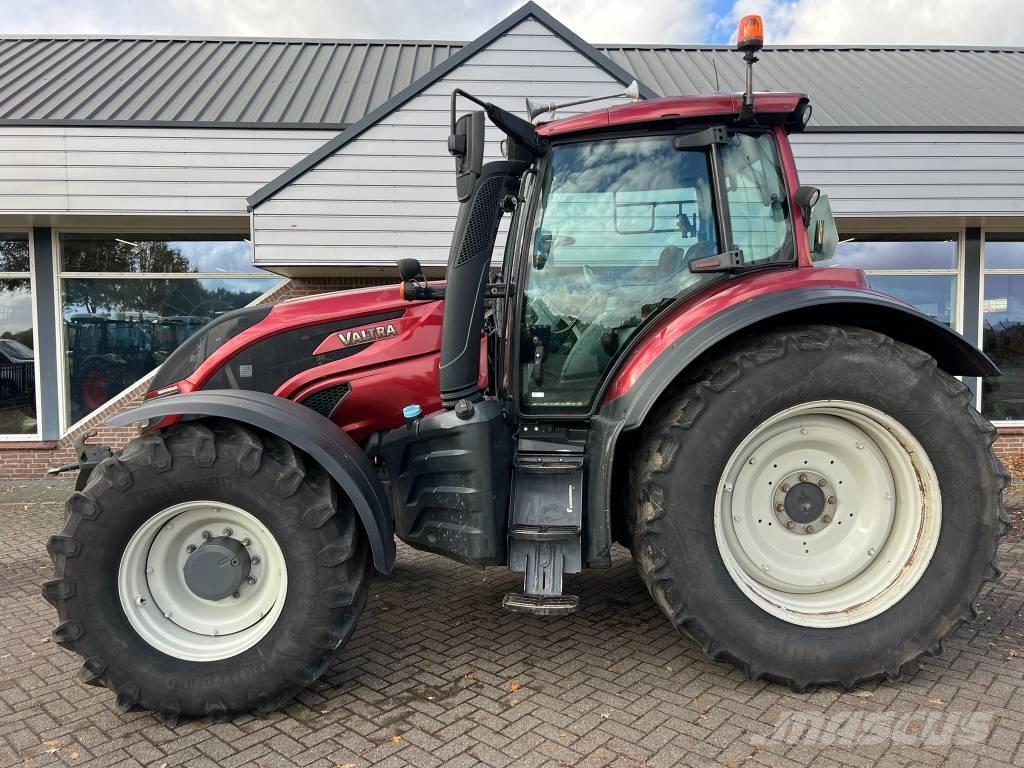Valtra T 174 Versu Trattori