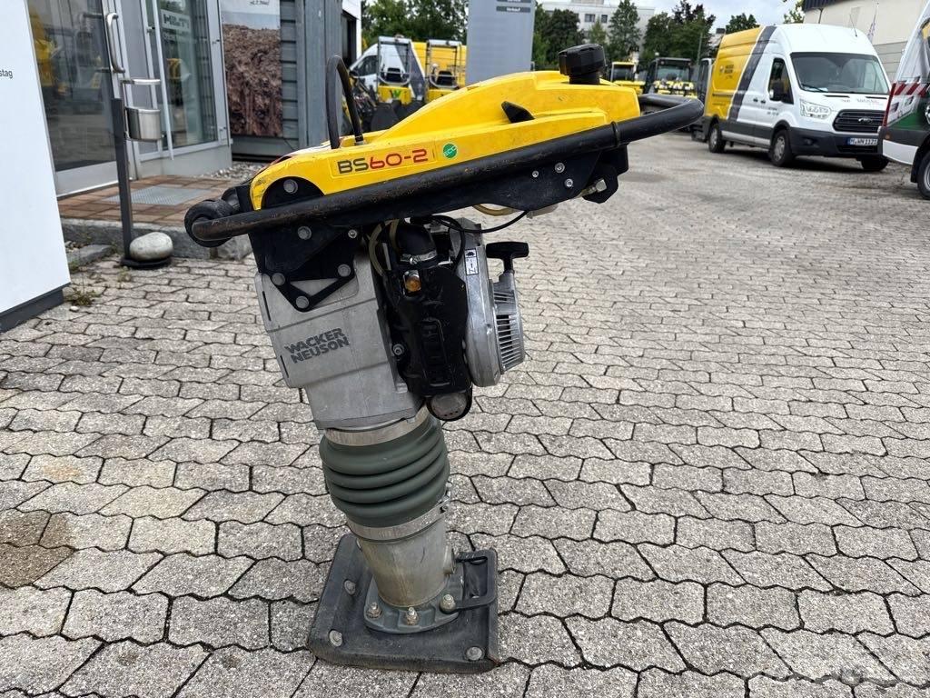 Wacker Neuson BS60-2 Vibrocostipatore verticale