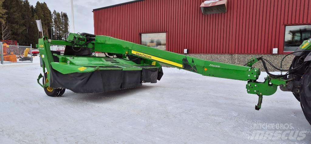 John Deere 835 Falciacondizionatrici