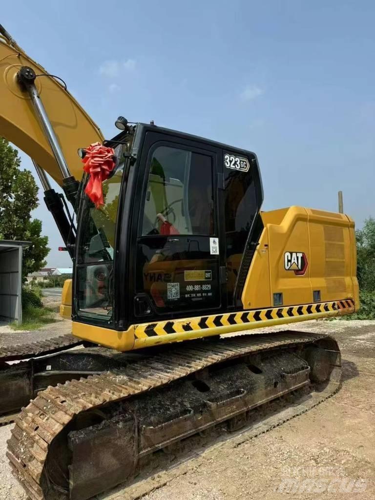 CAT 323GC Escavatori cingolati