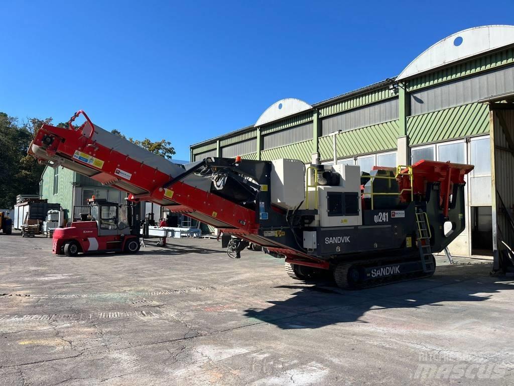 Sandvik QJ 241 Frantoi mobili
