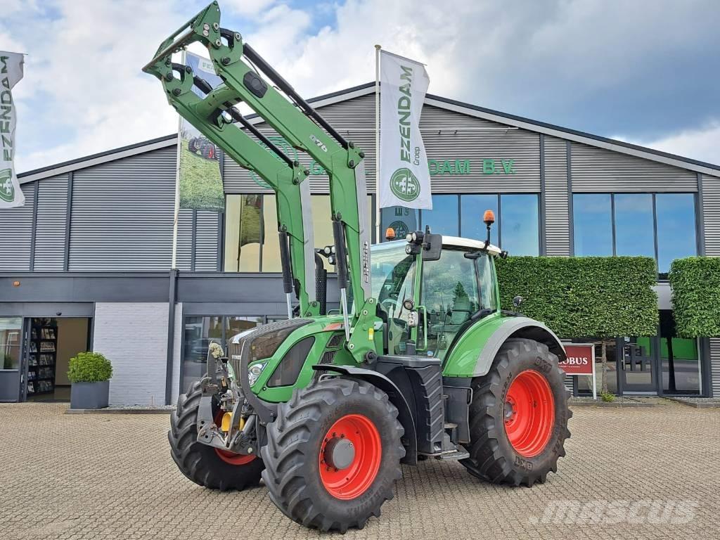 Fendt 714 Vario SCR Trattori