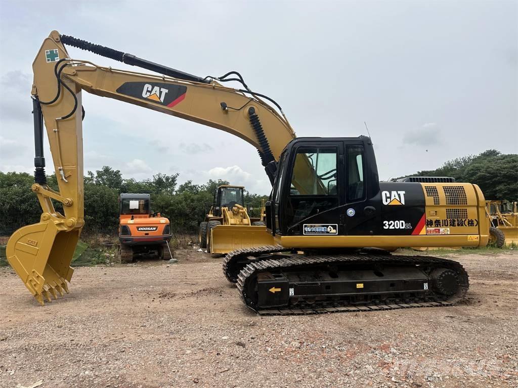 CAT 320D2L Escavatori cingolati