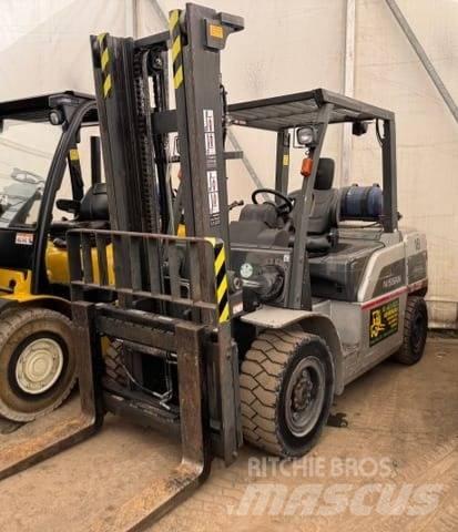 Nissan DX50LPG Carrelli elevatori GPL